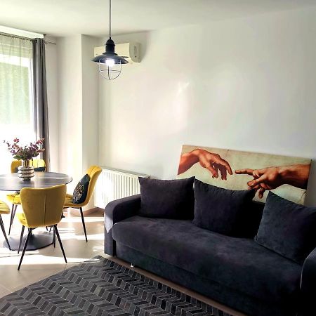 Caraway Apartment Oradea Zewnętrze zdjęcie
