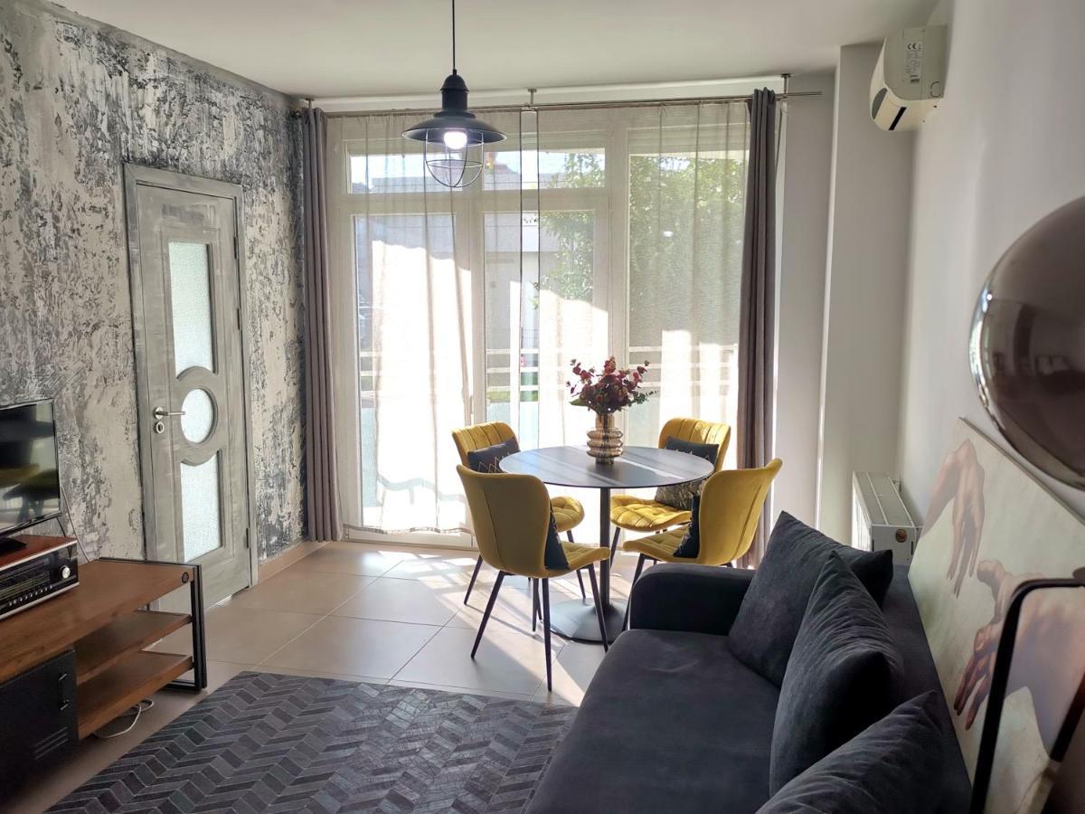 Caraway Apartment Oradea Zewnętrze zdjęcie