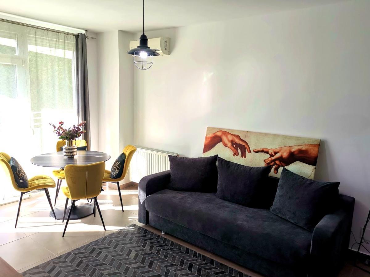 Caraway Apartment Oradea Zewnętrze zdjęcie