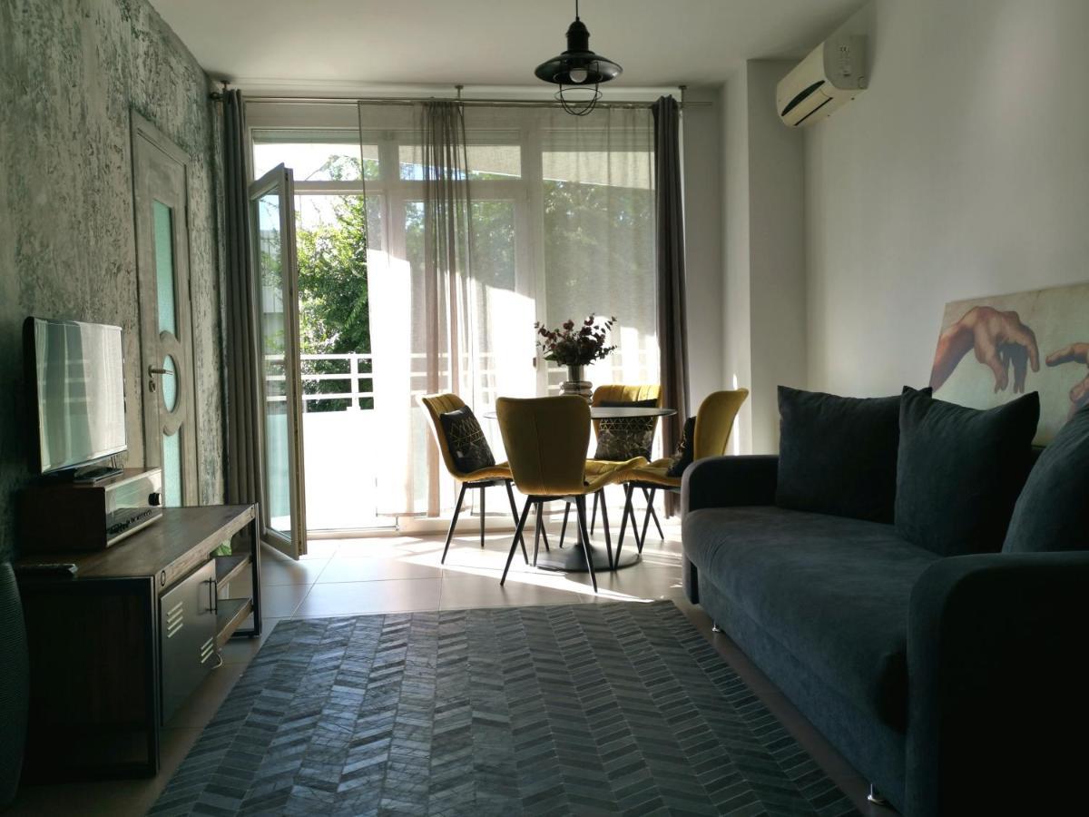 Caraway Apartment Oradea Zewnętrze zdjęcie