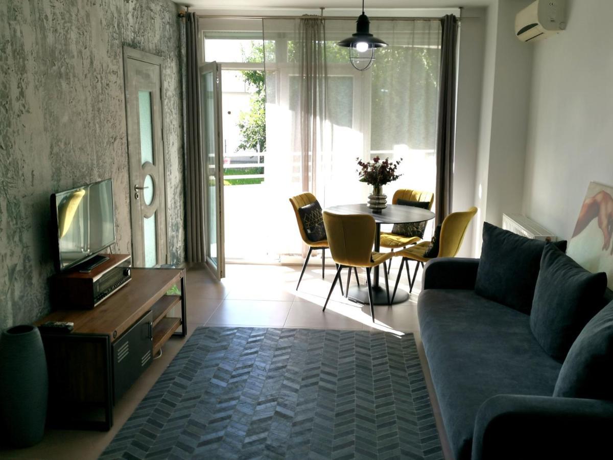 Caraway Apartment Oradea Zewnętrze zdjęcie